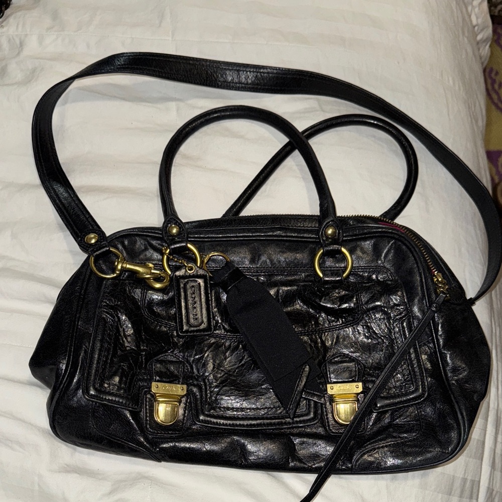 Coach Poppy Black Calfskin Leather
Pushlock Satchel Shoulder Bag
Purse